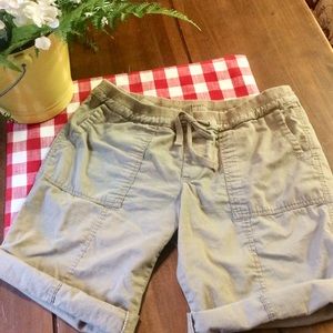 Old Navy khaki cargo shorts